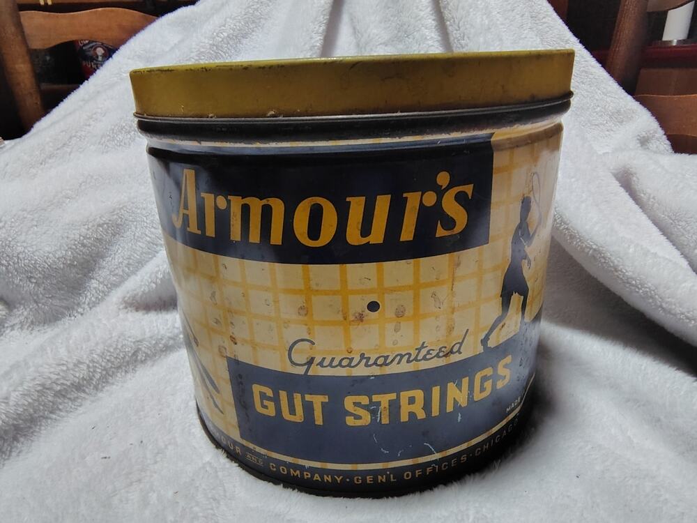 RARE VINTAGE ARMOUR'S GUT STRINGS TIN